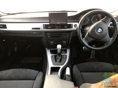 BMW 320i M SPORT(LCI)**Alloys/ Electric Seats/ Reverse Camera**2010