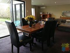HOUSEMATES WANTED - FURNISHED BEDROOM, COUPLE or SINGLE, big house, garden, private bathroom - NGAIO