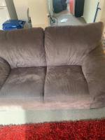 COUCHES AND LOUNGE SUITES SHAMPOO CLEANING