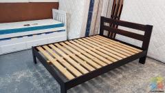 "B QUICK SHOP"(IN MT ROSKILL)SELLING SOLID WOODEN(RIMU) QUEEN SIZE BED(CAN DELIVER FOR $30)
