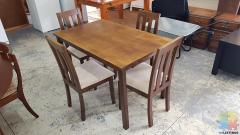 "B QUICK SHOP"(IN MT ROSKILL)SELLING SOLID WOODEN QUALITY DINING SUITE(CAN DELIVER FOR $30)