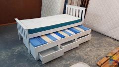 "B QUICK SHOP"(IN MT ROSKILL)SELLING QUALITY TRUNDLER BED WITH X3 DRAWERS(CAN DELIVER FOR $30)