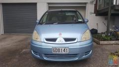 Mitsubishi Colt 2004 (in very cheap price - moving sale)