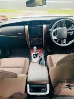 Toyota fortuner 7seater 4wd