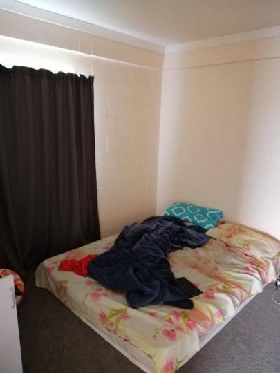 Room For Rent - 1/3