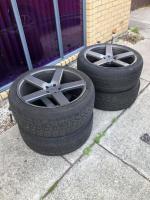 22 Inch Concave Niche Mag Wheels with 285/35/R22 Tyres