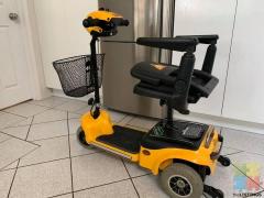 Mobility Scooter Cute Compact & Folds down to 4 Pieces in 10 seconds