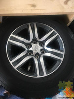 tyres fit for Toyota hilux , fortuner, Nissan 6 studs