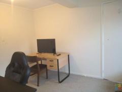 Looking for flatmates of 4, for a Very handy location house in Birkenhead