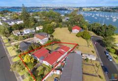 28 Riverview Rd, Panmure
