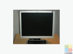 17 inch LCD monitor big scratch ideal for server