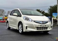 2011 Honda Fit Hybrid **NAVI Premium Selection** *Paddle Shift, Cruise Control