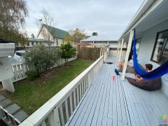 Room in Waterview (Point Chev)