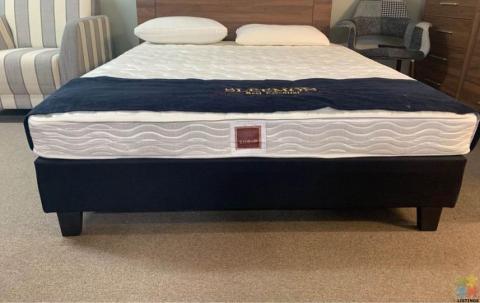 Clearance NEW queen size base+mattress (free shipping within Auckland metro)