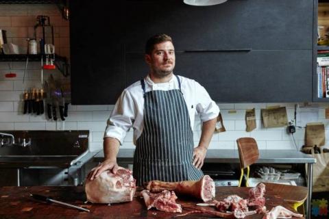 Butcher (fully or partly qualified)