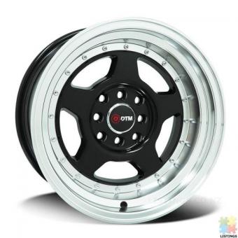 Only 2 set left of 15x8 ,4x100 and offset 0, available on flexible payments