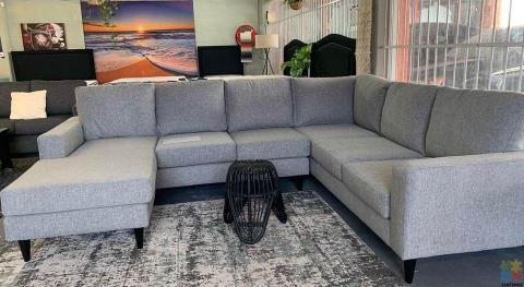 NEW ZEALAND Made Furniture city Retro Maddison corner