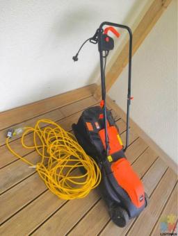 Electric lawn mower with cords