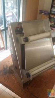Dough pastry pizza roller sheeter Italy made