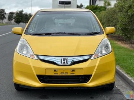 2011 Honda fit hybrid rs*cruise control,paddle shift,alloys* *heated seats,rev-cam,econ*