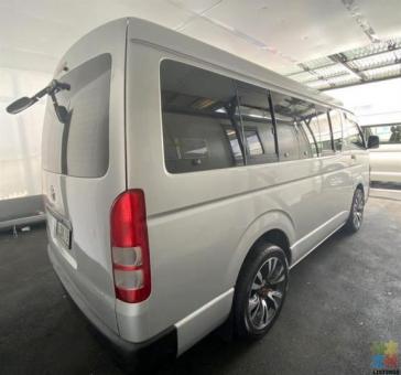 2007 Toyota hiace 10 seater - 2.7petrol - finance available
