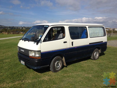 Sell TOYOTA HIACE - ONLY 163000 kms - SELF CONTAINED