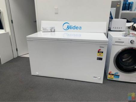 Display model clearance Midea 418L Chest Frezzer (no scratches, no damage)