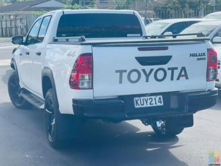 Toyota hilux 2017 on sale for finance or cash buy