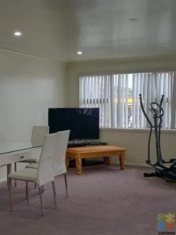 3 Bedroom furnished Apartment in Otahuhu