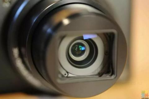 Sony Cyber-shot DSC-HX60V Digital Camera