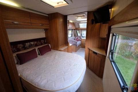2012 Swift archway ruby twywell 4 berth caravan