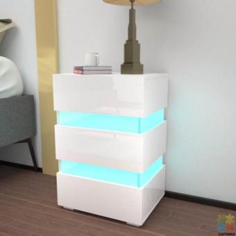*sue-e* brand new Gloss white RGB LED lighting bedside table