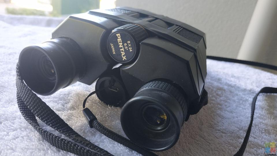 Pentax Binoculars and Power Laser Pointer - 2/4