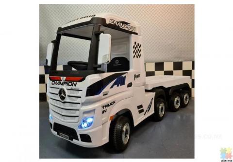 CHRISTMAS LAYBY: 2*12V Licensed Mercedes Actros Truck-4WD-w/ Trailer