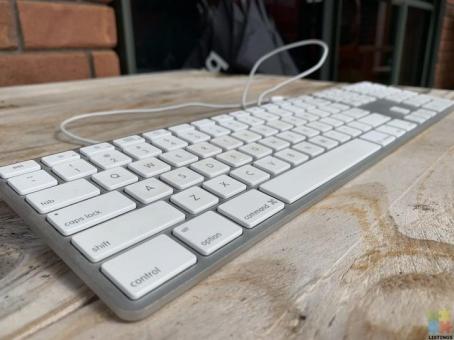 Apple Keyboard (Wired)