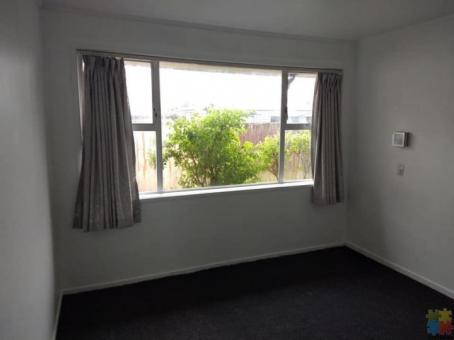 2 bedrooms unit for rent