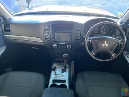 Mitsubishi Pajero Exceed Diesel 7 Seater