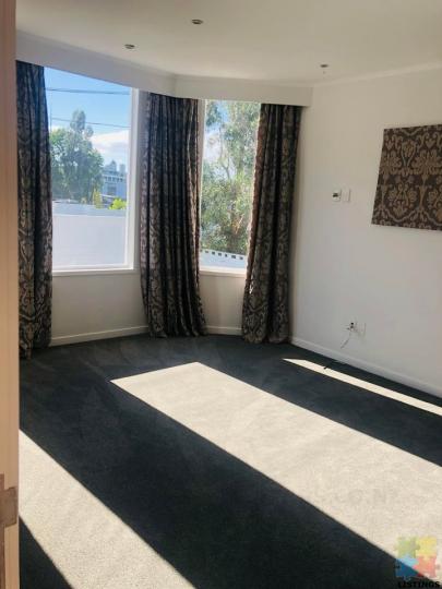 House for rent in heart of Parnell - 5/6