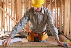 EXPERIENCED CARPENTERS REQUIRED