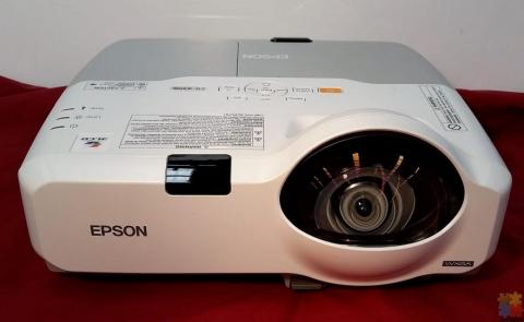 Epson EB-435W Portable Widescreen Ultra Short Throw Projector