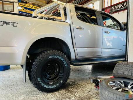 Bull bars, Suspension kits, steelies & muddies ... one stop for 4wd accessories