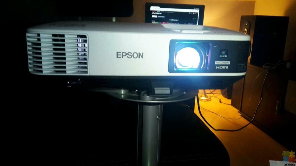 Epson FHD Wireless Projector - 2/4