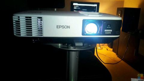 Epson FHD Wireless Projector