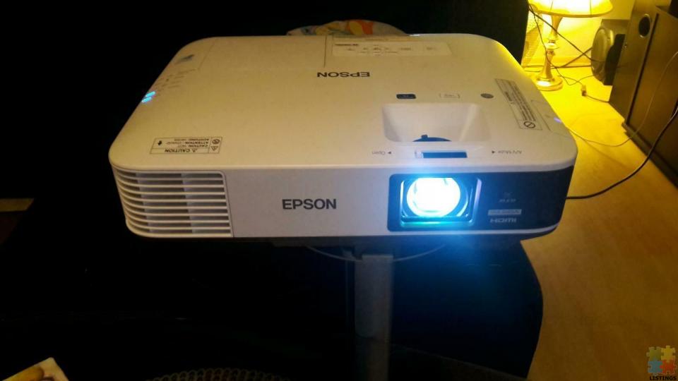 Epson FHD Wireless Projector - 3/4