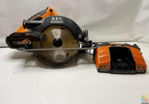 AEG CIRCULAR SAW WITHBattery and Charger