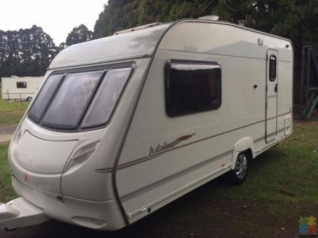 2007 Ace Jubilee – 2 berth with full end bathroom