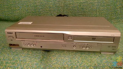 DVD player + VHS recorder