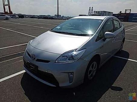 2013 Toyota prius (stock 5444)