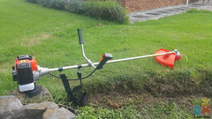 "Brand New"..Weedeater/Trimmer/Brushcutter..Still Boxed..43cc, 2 stroke air cooled.Brand is TMaker..