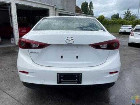 2014 Mazda axela (stock 5782)